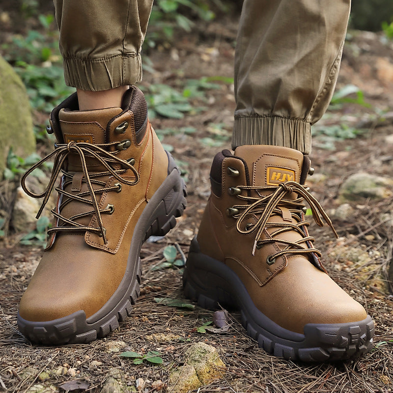 Discover the Ultimate in Outdoor Footwear: High-top Hiking Boots